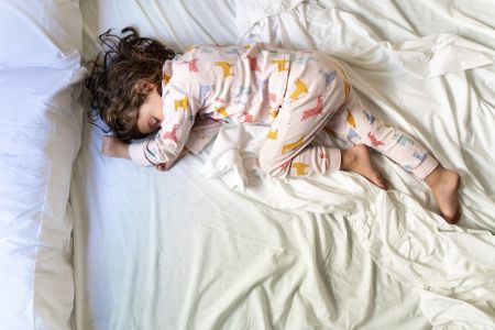 Epilepsziás gyermekes családok részére hirdet pályázatot a Civilút