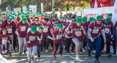 Mindenki: Zöld sapkás flashmob 