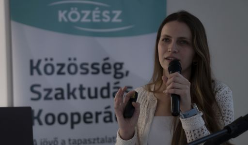 A KözÉSZ-szel közösen segítjük az időseket