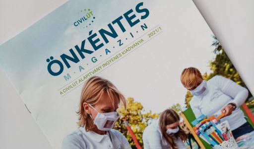 Az Önkéntes Magazin a weboldalon